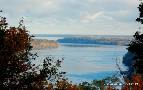 Bruce Trail, Niagara River from the Brock monumen