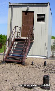 Prince Edward Heights, elevator shaft, roof building