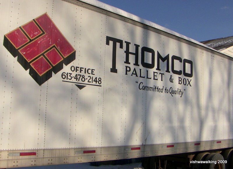 thomco palet and box, tweed